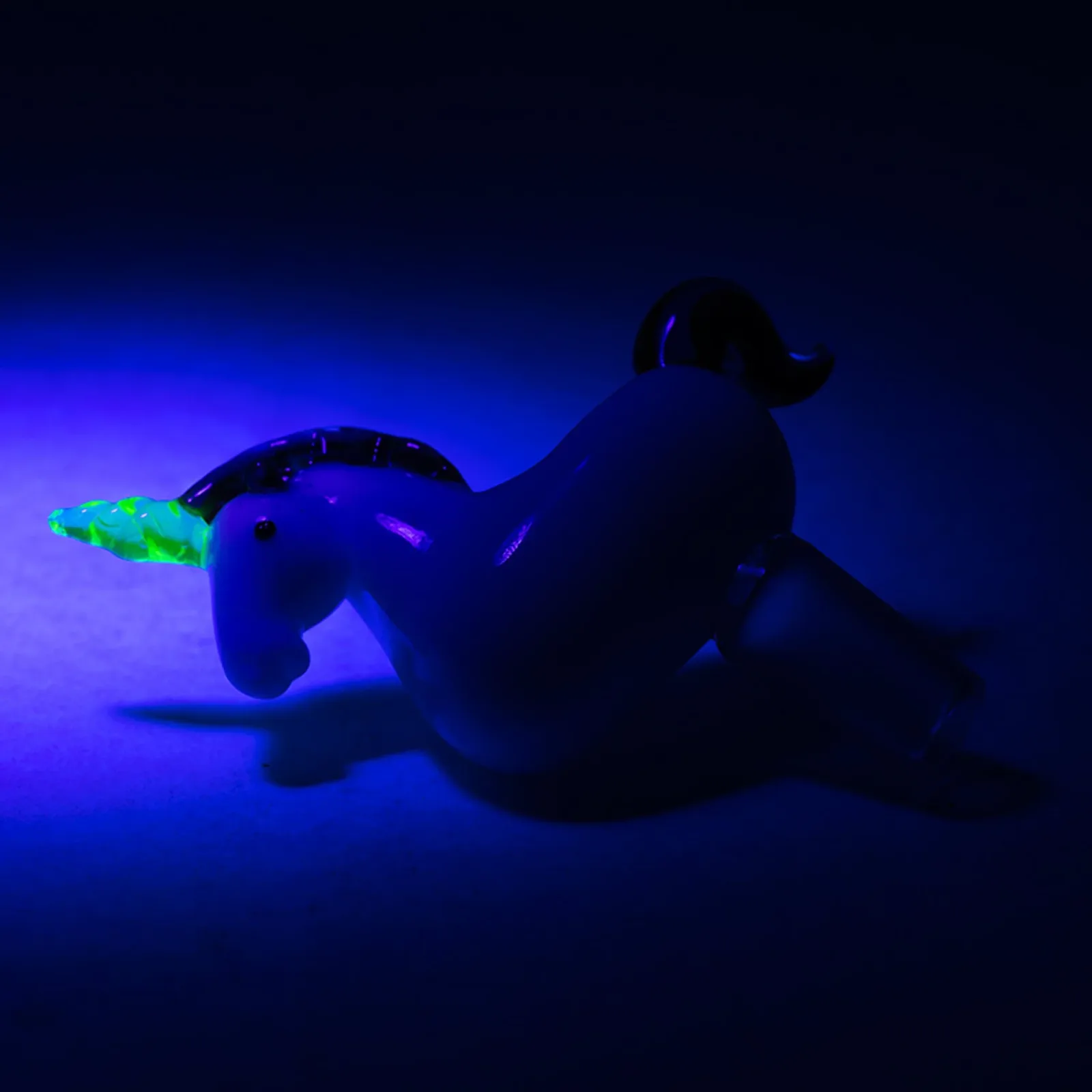 Empire Glassworks Glowing Unicorn Bowl - 14mm Male - Image 2